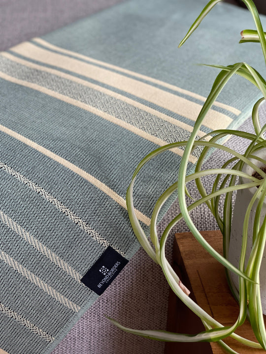 Equinoccio Throw Blanket – Mint &amp; Natural | Handcrafted Ecuadorian Recycled Fiber Throw