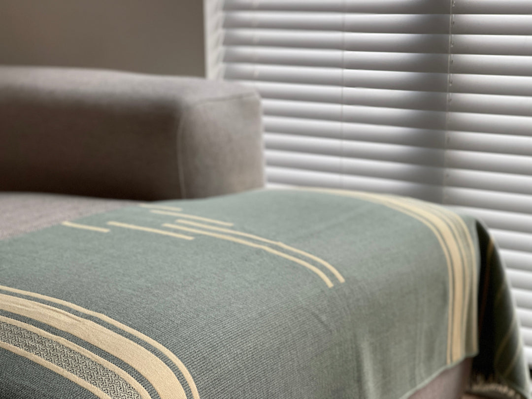 Equinoccio Throw Blanket – Mint &amp; Natural | Handcrafted Ecuadorian Recycled Fiber Throw