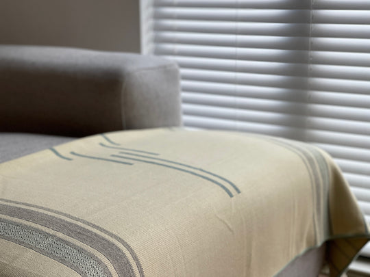 Equinoccio Throw Blanket – Mint &amp; Natural | Handcrafted Ecuadorian Recycled Fiber Throw