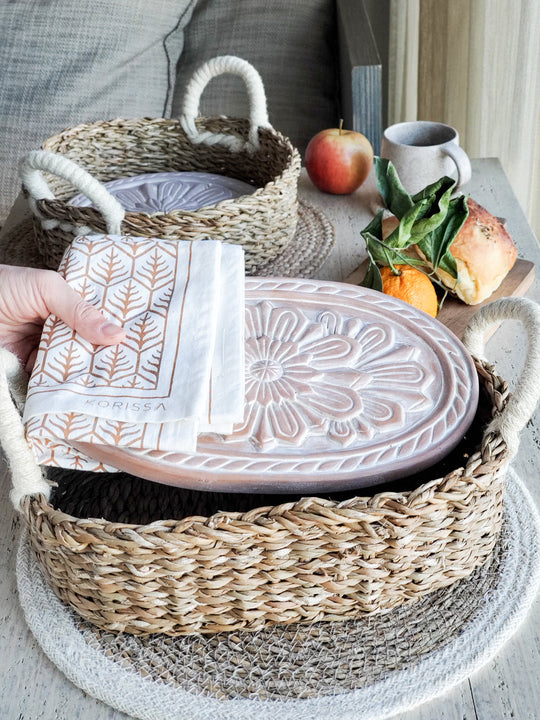 Bread Warmer &amp; Basket Gift Set with Tea Towel - Flower