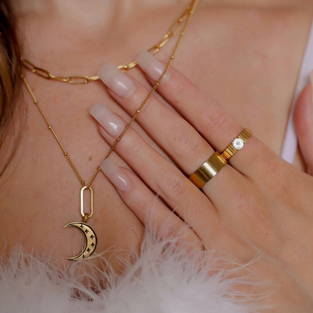 Selene Necklace